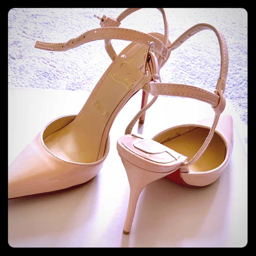 ❤️ 👠 Gorgeous Nude Heels 👠❤️